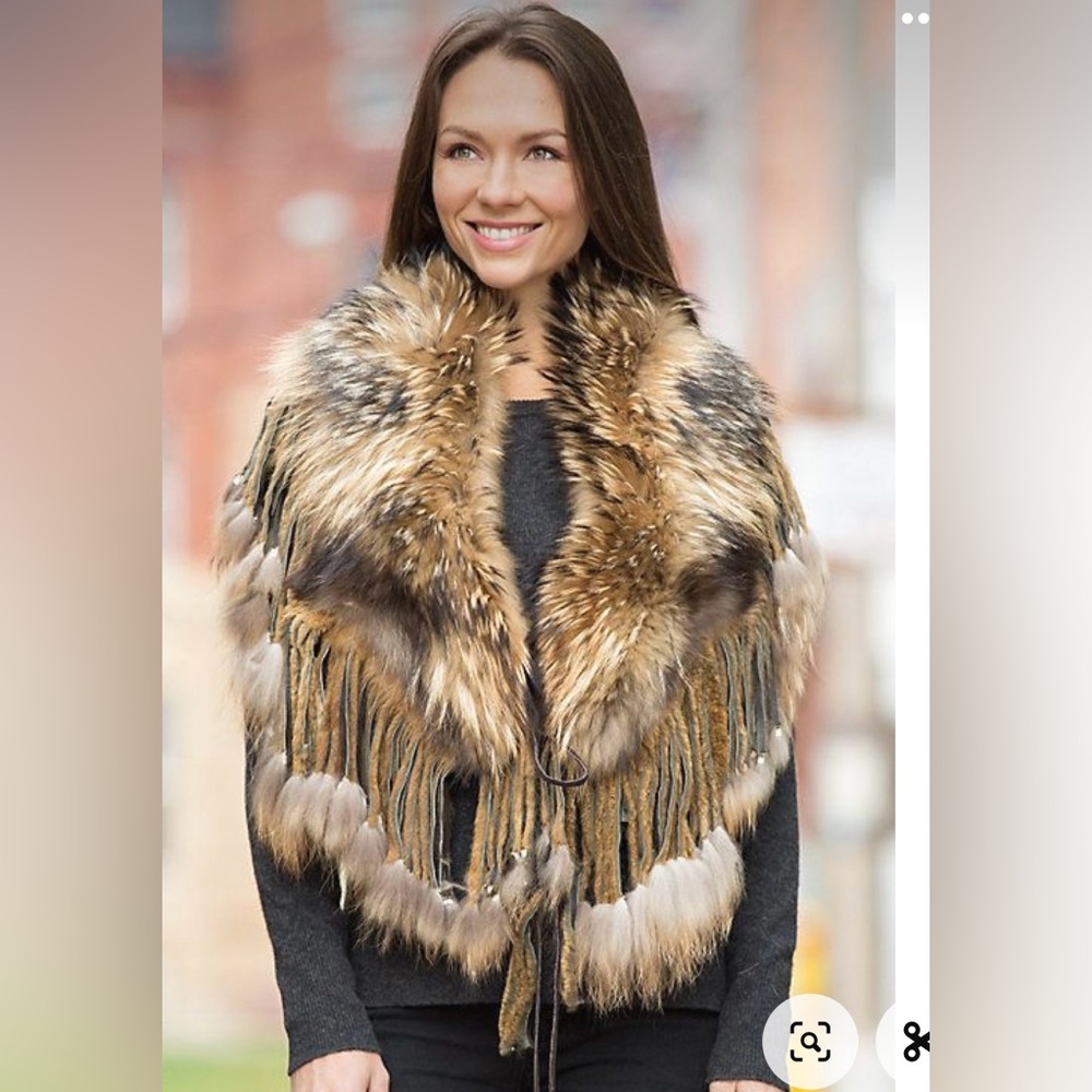Overland Fur shawl